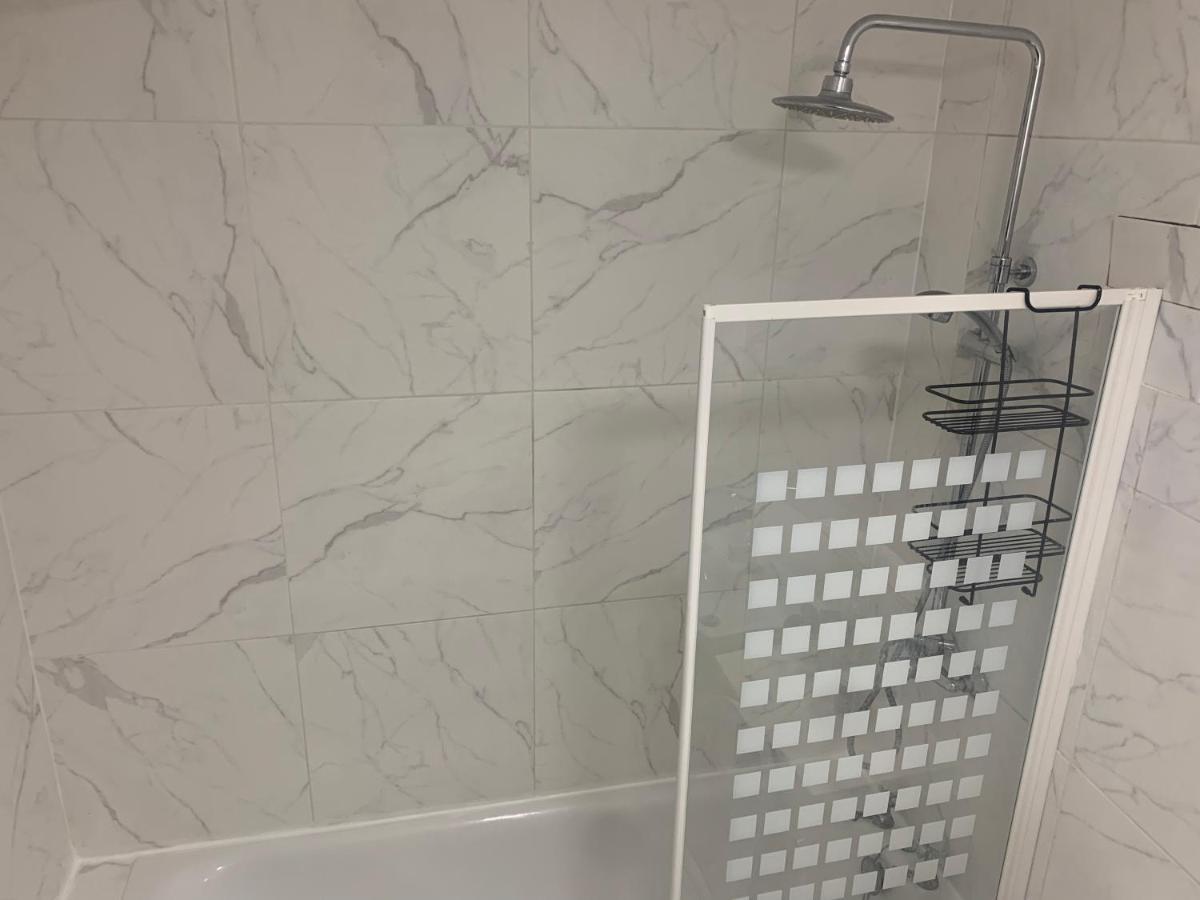 Cosy 2-Bedroom Flat In Finsbury Park, Modern, Convenient & Close To Central London! Екстериор снимка