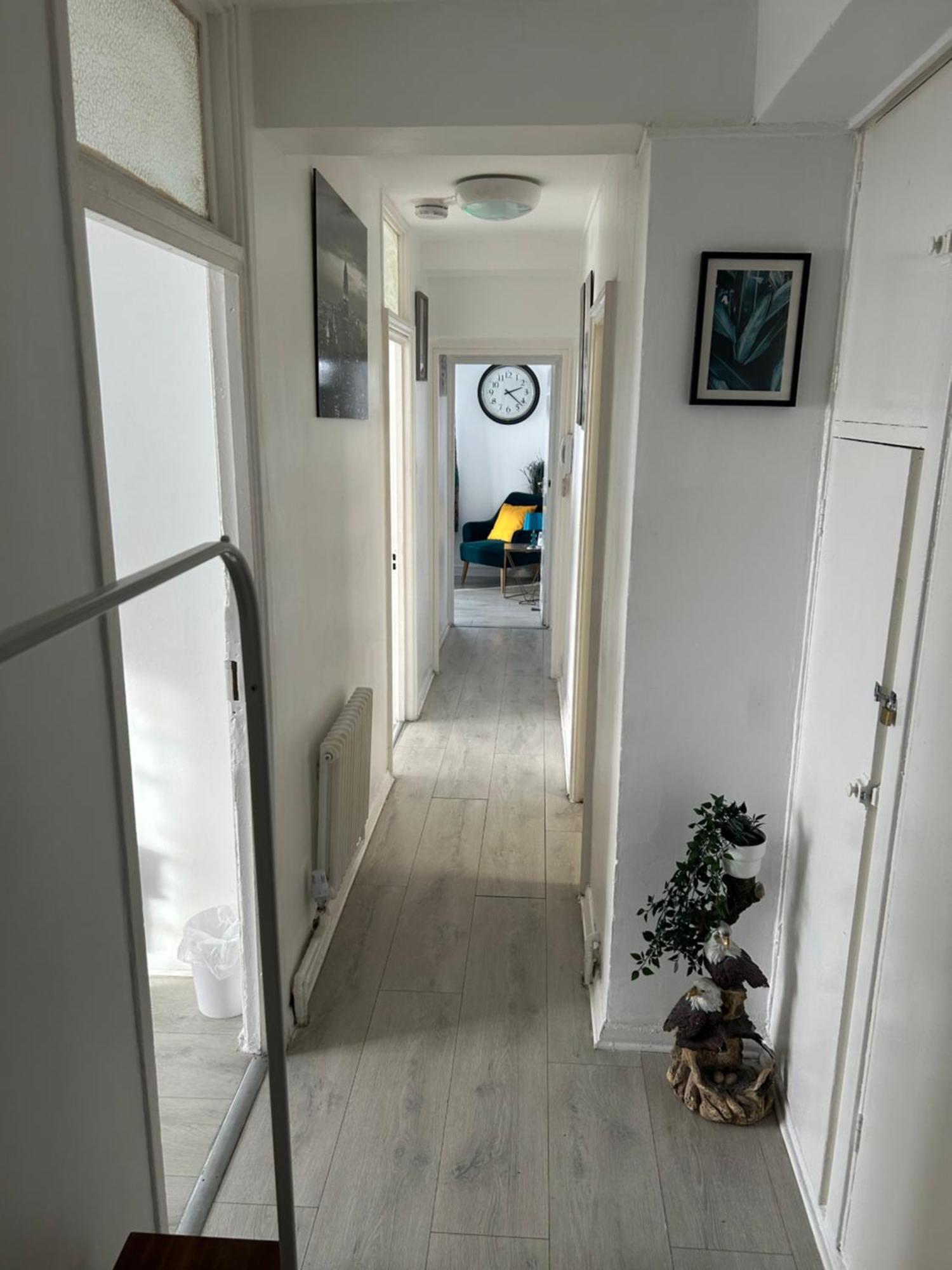 Cosy 2-Bedroom Flat In Finsbury Park, Modern, Convenient & Close To Central London! Екстериор снимка